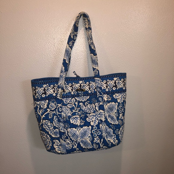 Vera Bradley Handbags - Vera Bradley Large Blue Tote Bag